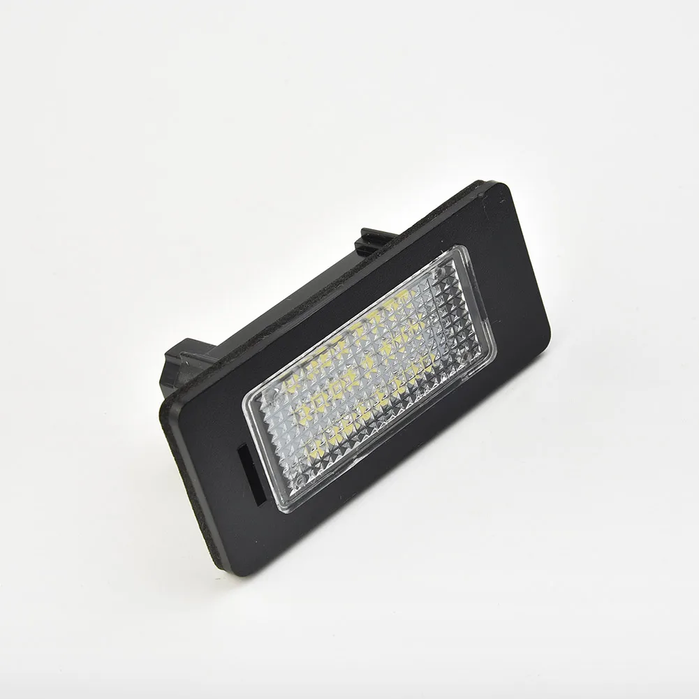 The Real Color Of The Item May Be Slightly DiffeLED Light License Plate Light Bulb DC 12V For BMW E39 E60 E82 E70 E90 E92 X3/5/6
The Real Color Of The Item May Be Slightly DiffeLED Light License Plate Light Bulb DC 12V For BMW E39 E60 E82 E70 E90 E92 X3/5/6