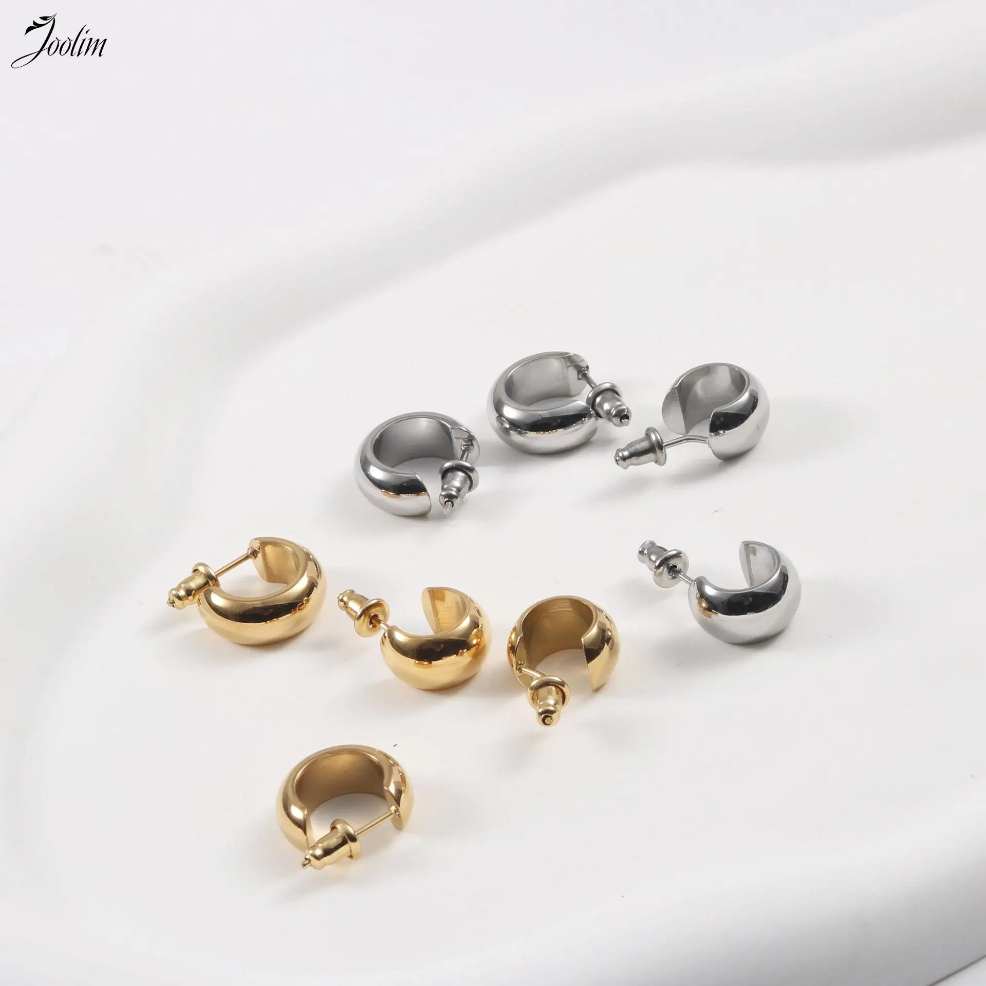 Joolim High End PVD Plated Simple Small Smooth Arc C-shaped Hoop Earring Trend For Women Stainless Steel Jewelry Wholesale
Joolim High End PVD Plated Simple Small Smooth Arc C-shaped Hoop Earring Trend For Women Stainless Steel Jewelry Wholesale