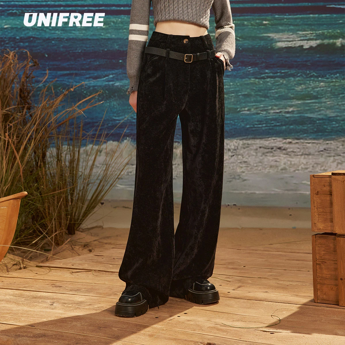UNIFREE Simple Retro Women's Pants Streetwear Sport Casual Baggy Pants Woman High Waist Straight Leg Pants for Women
UNIFREE Simple Retro Women's Pants Streetwear Sport Casual Baggy Pants Woman High Waist Straight Leg Pants for Women