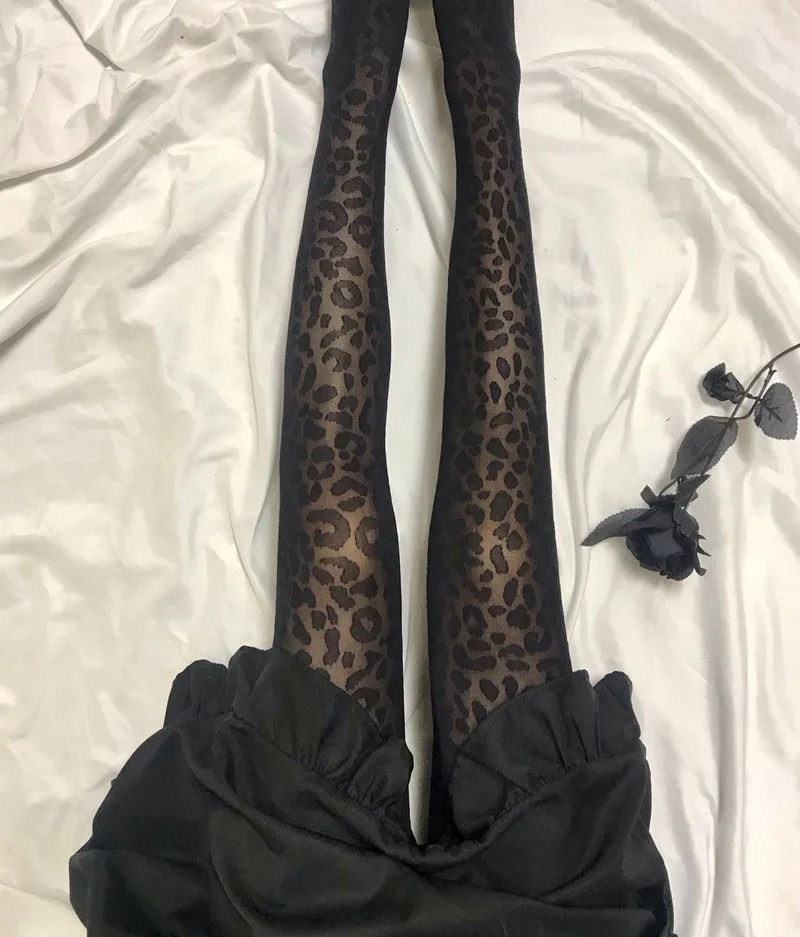Women's Thin Stockings Fashion Personality Printing Leopard Fishnet Socks Hot Sale Online Startlets JK Socking Sexy Lady Sock
Women's Thin Stockings Fashion Personality Printing Leopard Fishnet Socks Hot Sale Online Startlets JK Socking Sexy Lady Sock