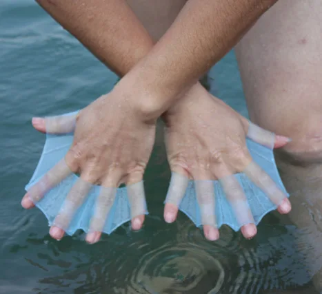 1Pair Unisex Frog Type Silicone Girdles Swimming Hand Fins Flippers Finger Webbed Gloves
1Pair Unisex Frog Type Silicone Girdles Swimming Hand Fins Flippers Finger Webbed Gloves