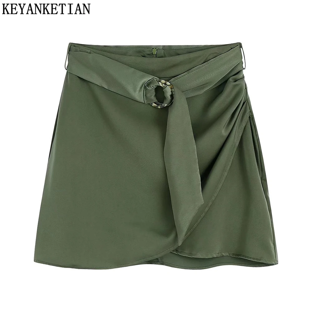 KEYANKETIAN Women's Buckle Belted Skirt Summer New Asymmetric Pleated High Waist Trendy Female A-Line Mini Skirt
KEYANKETIAN Women's Buckle Belted Skirt Summer New Asymmetric Pleated High Waist Trendy Female A-Line Mini Skirt