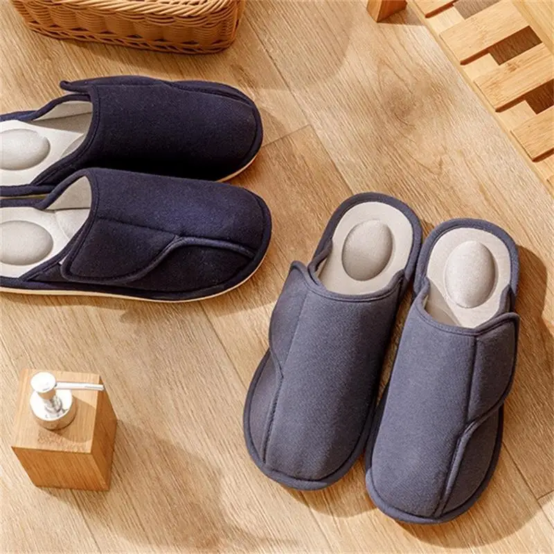 Autumn And Winter Men's Fashion Velcro Slippers Indoor Casual Soft-soled Shoes Home Warm Non-slip Couple Cotton Slippers
Autumn And Winter Men's Fashion Velcro Slippers Indoor Casual Soft-soled Shoes Home Warm Non-slip Couple Cotton Slippers