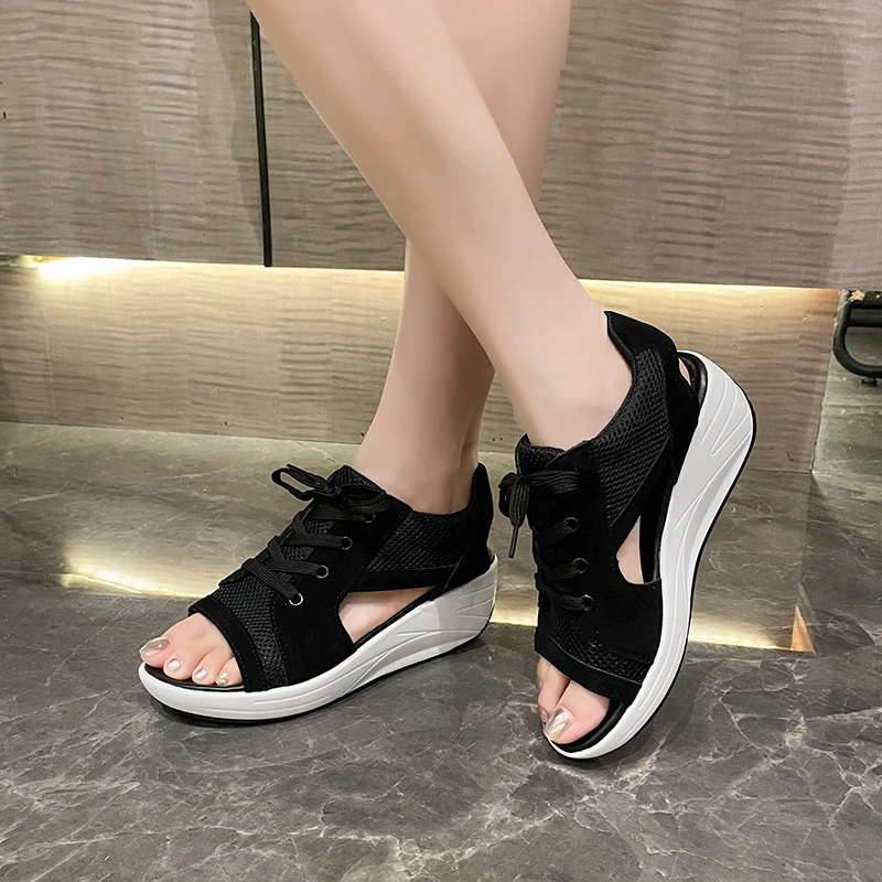 Women Sandals Non-Slip Breathable Summer Outdoor Trekking Shoes Flats Sport Beach Toe Wide New Plus Szie 43 
Women Sandals Non-Slip Breathable Summer Outdoor Trekking Shoes Flats Sport Beach Toe Wide New Plus Szie 43