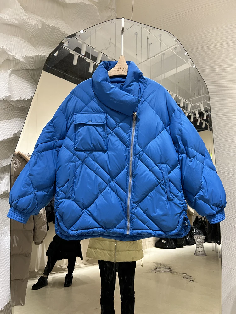 Fitaylor Winter Women White Duck Down Coat Female Stand Collar Pockets Zipper Jacket Office Lady Light Puffer Parka Outwear
Fitaylor Winter Women White Duck Down Coat Female Stand Collar Pockets Zipper Jacket Office Lady Light Puffer Parka Outwear