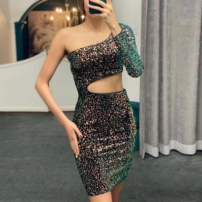 Sexy Asymmetrical Bright Silk Party Dress New One Shoulder Long Sleeve Mini Dress Women Fashion Hollow Waist Slim Cocktail Dress
Sexy Asymmetrical Bright Silk Party Dress New One Shoulder Long Sleeve Mini Dress Women Fashion Hollow Waist Slim Cocktail Dress