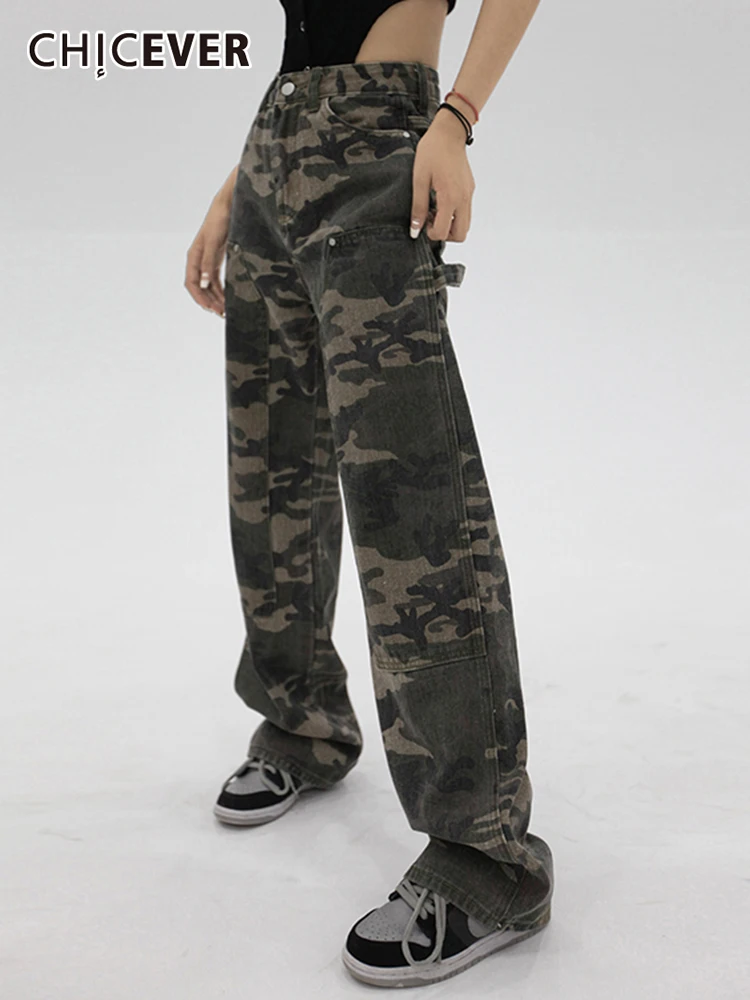 CHICEVER Vintage Camouflage Denim Pants For Women High Waist Patchwork Loose Straight Colorblock Jeans Female 2022 Fashion Style
CHICEVER Vintage Camouflage Denim Pants For Women High Waist Patchwork Loose Straight Colorblock Jeans Female 2022 Fashion Style