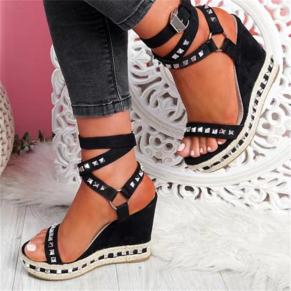 AOSPHIRAYLIAN Sandals Women Summer 2022 Rivets Ankle Strap Platform Wedges High Heels Comfy Walking Women's Shoes Sandals
AOSPHIRAYLIAN Sandals Women Summer 2022 Rivets Ankle Strap Platform Wedges High Heels Comfy Walking Women's Shoes Sandals