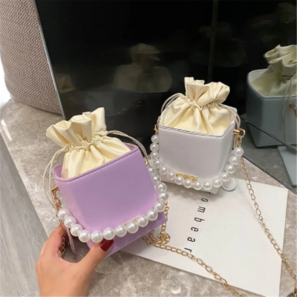 Women Pearl Chain Shoulder Bags Top-handle Bucket Bag Leather Purse Crossbody Handbag Lady Evening Party Messenger Shopping Bags
Women Pearl Chain Shoulder Bags Top-handle Bucket Bag Leather Purse Crossbody Handbag Lady Evening Party Messenger Shopping Bags