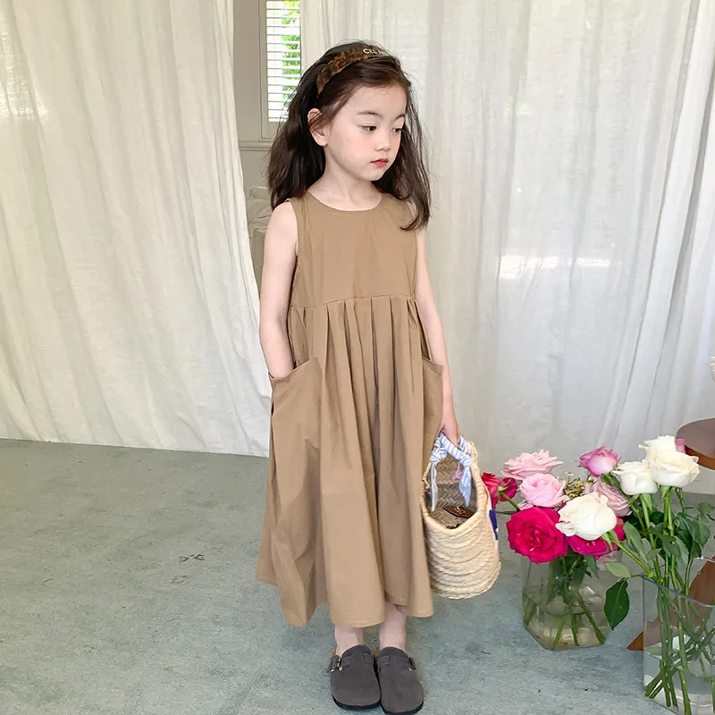 Girls summer solid color long dress Korean style Kids Large hem cotton sleeveless dresses Baby girl thin cool clothes
Girls summer solid color long dress Korean style Kids Large hem cotton sleeveless dresses Baby girl thin cool clothes