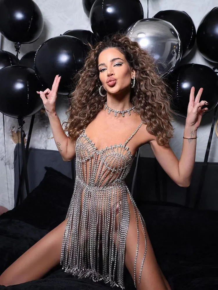 Y2k Shiny Rhinestone Metallic Sequins Chest Body Chain Mini Dresses Crystal Tassel Cover Up Sexy Club Bikini Harness Bra Dresses
Y2k Shiny Rhinestone Metallic Sequins Chest Body Chain Mini Dresses Crystal Tassel Cover Up Sexy Club Bikini Harness Bra Dresses