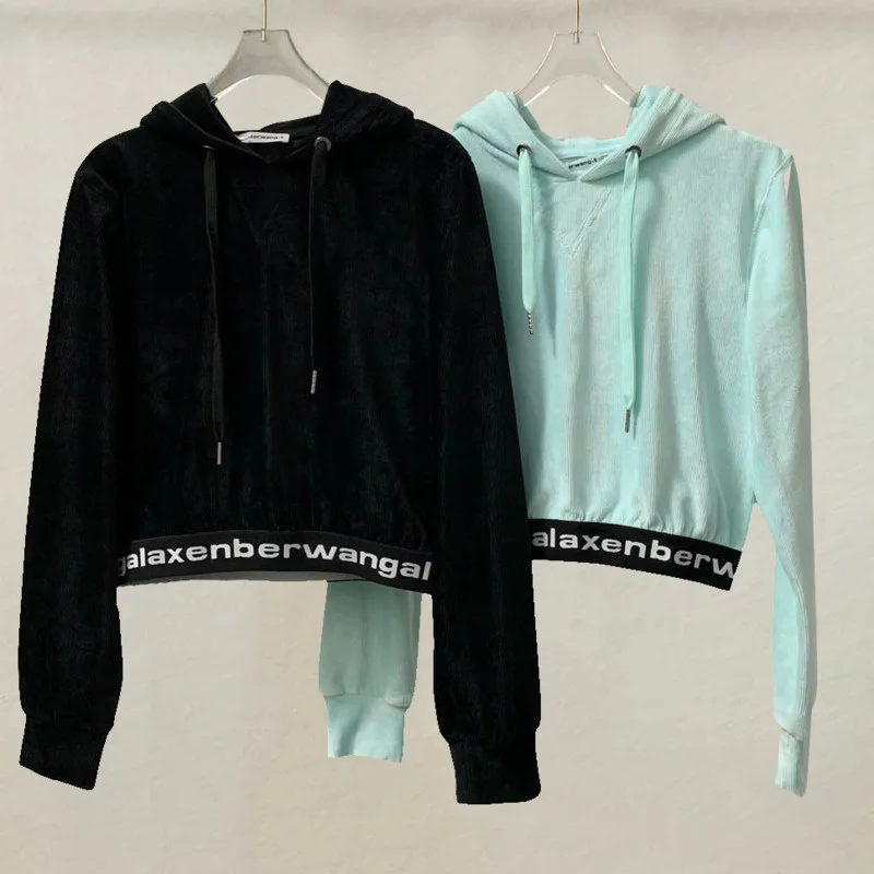 Style Autumn 2023 New Aw Big King's Velvet Drawstring Splicing Hoodie Versatile Suede High Waist Top Women
Style Autumn 2023 New Aw Big King's Velvet Drawstring Splicing Hoodie Versatile Suede High Waist Top Women