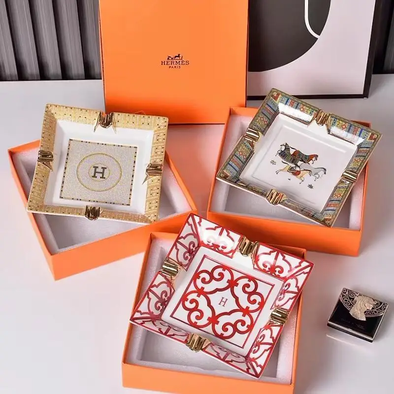Gift Box Fashion Ceramic Cigar Ashtray Home Cigar Holder Gadgets Portable Travel Ash Slot Tobacco Cigarette Smoking Accessories
Gift Box Fashion Ceramic Cigar Ashtray Home Cigar Holder Gadgets Portable Travel Ash Slot Tobacco Cigarette Smoking Accessories