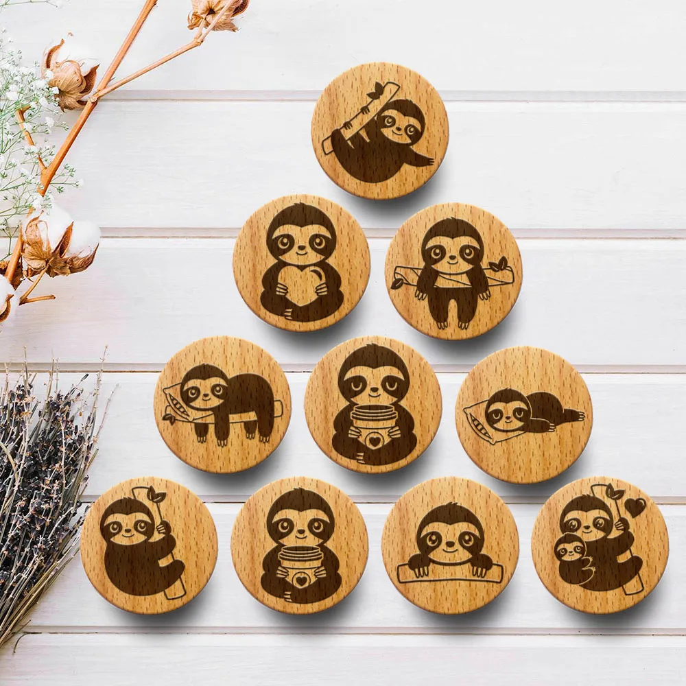 

New Engraved Sloth Animal Wooden Drawer Knob Boho Nursery Cabinet Pulls Nature Wood Coat Hook Children's Room Furniture Handles