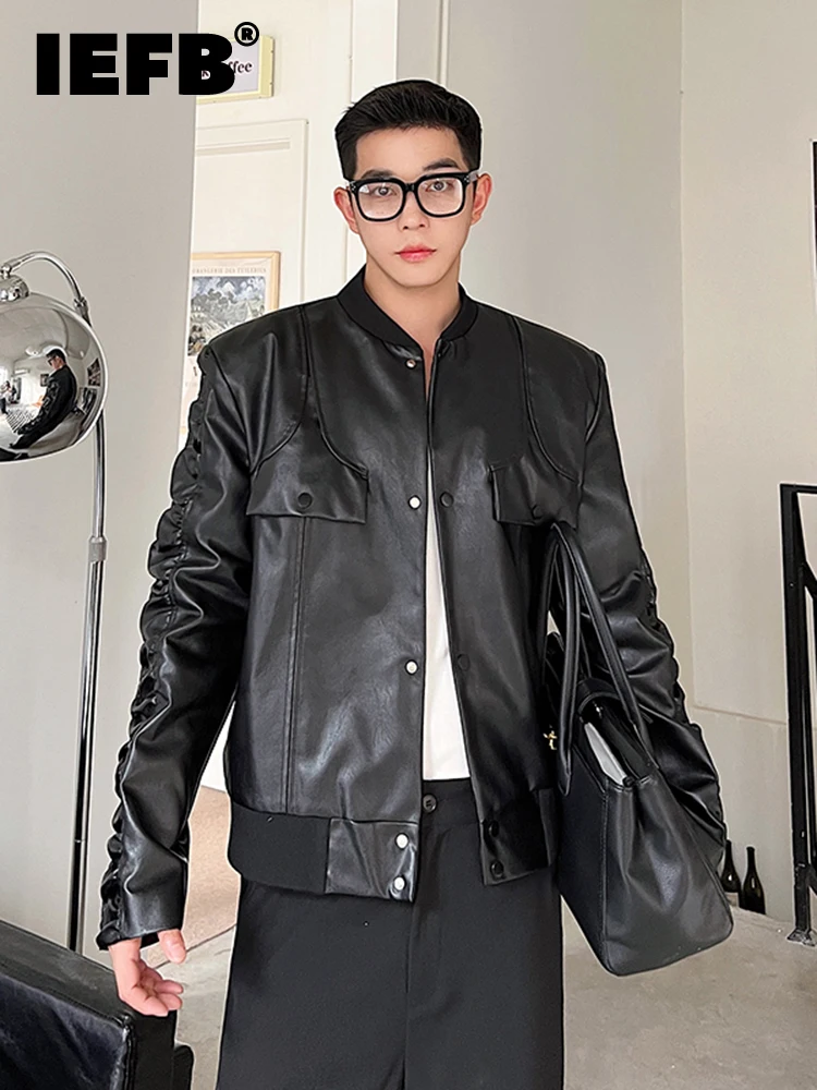 IEFB Autumn Designer Irregular Pocket PU Leather Men Jacket 2023 Solid Color Long Sleeve Vintage Long Sleeve Male Coat 9A5680
IEFB Autumn Designer Irregular Pocket PU Leather Men Jacket 2023 Solid Color Long Sleeve Vintage Long Sleeve Male Coat 9A5680