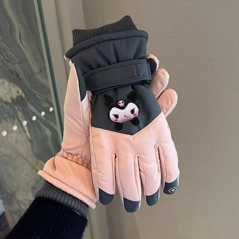 Sanrio Kuromi My Melody Kids Winter Gloves Girls Boys Ski Gloves Winter INS Thicken Windproof Child Mittens Christmas Decoration
Sanrio Kuromi My Melody Kids Winter Gloves Girls Boys Ski Gloves Winter INS Thicken Windproof Child Mittens Christmas Decoration