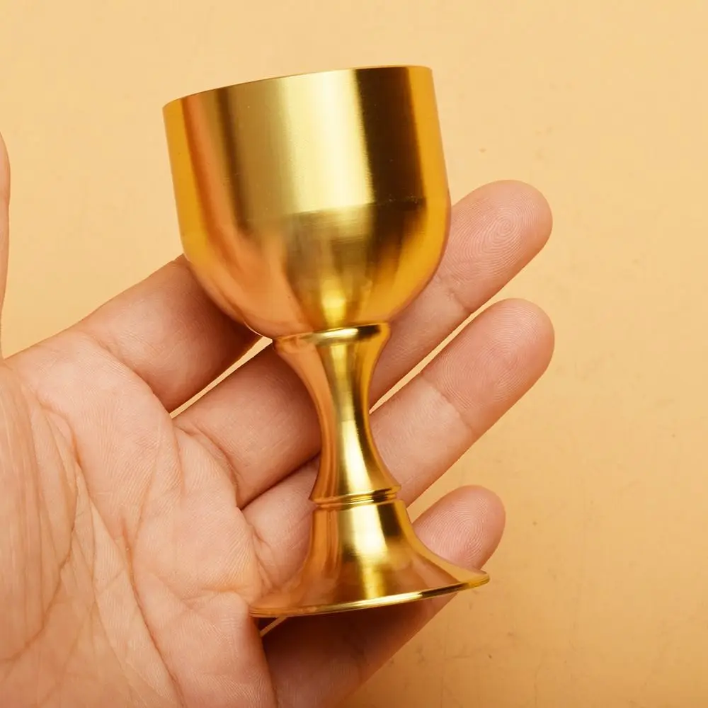 Золотая латунная кружка
Золотая латунная кружка