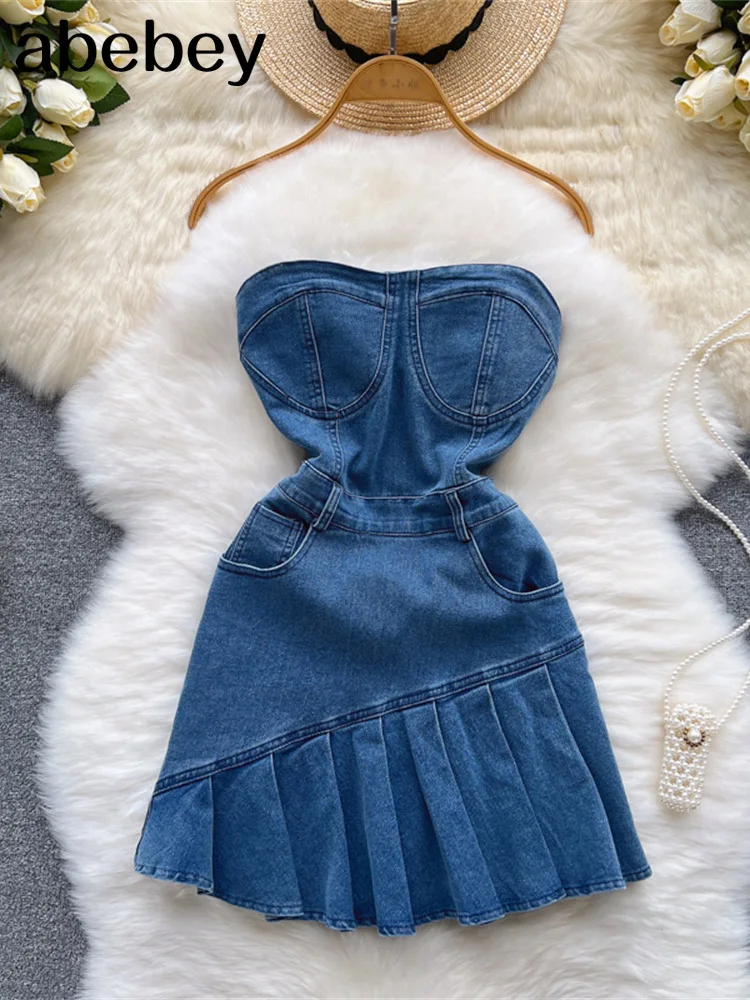 Женское джинсовое мини-платье без бретелек, с открытыми плечами и без рукавов
Женское джинсовое мини-платье без бретелек, с открытыми плечами и без рукавов