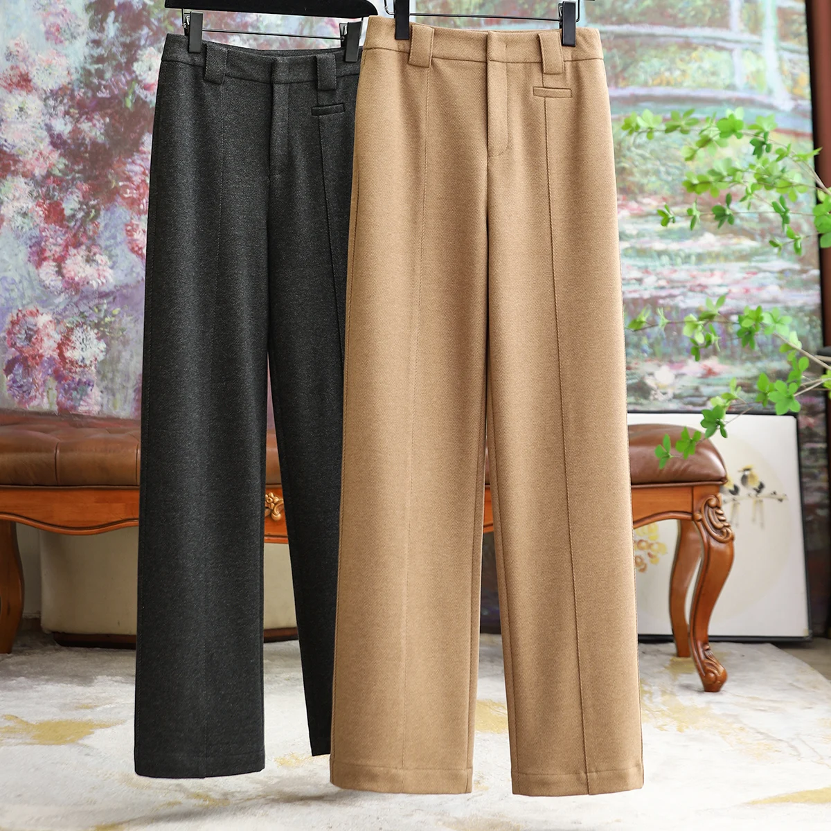 Новинка Осень-зима 2023 универсальные прямые модные Костюмные микро брюки с широкими штанинами Женские повседневные однотонные брюки с высокой талией
Новинка Осень-зима 2023 универсальные прямые модные Костюмные микро брюки с широкими штанинами Женские повседневные однотонные брюки с высокой талией