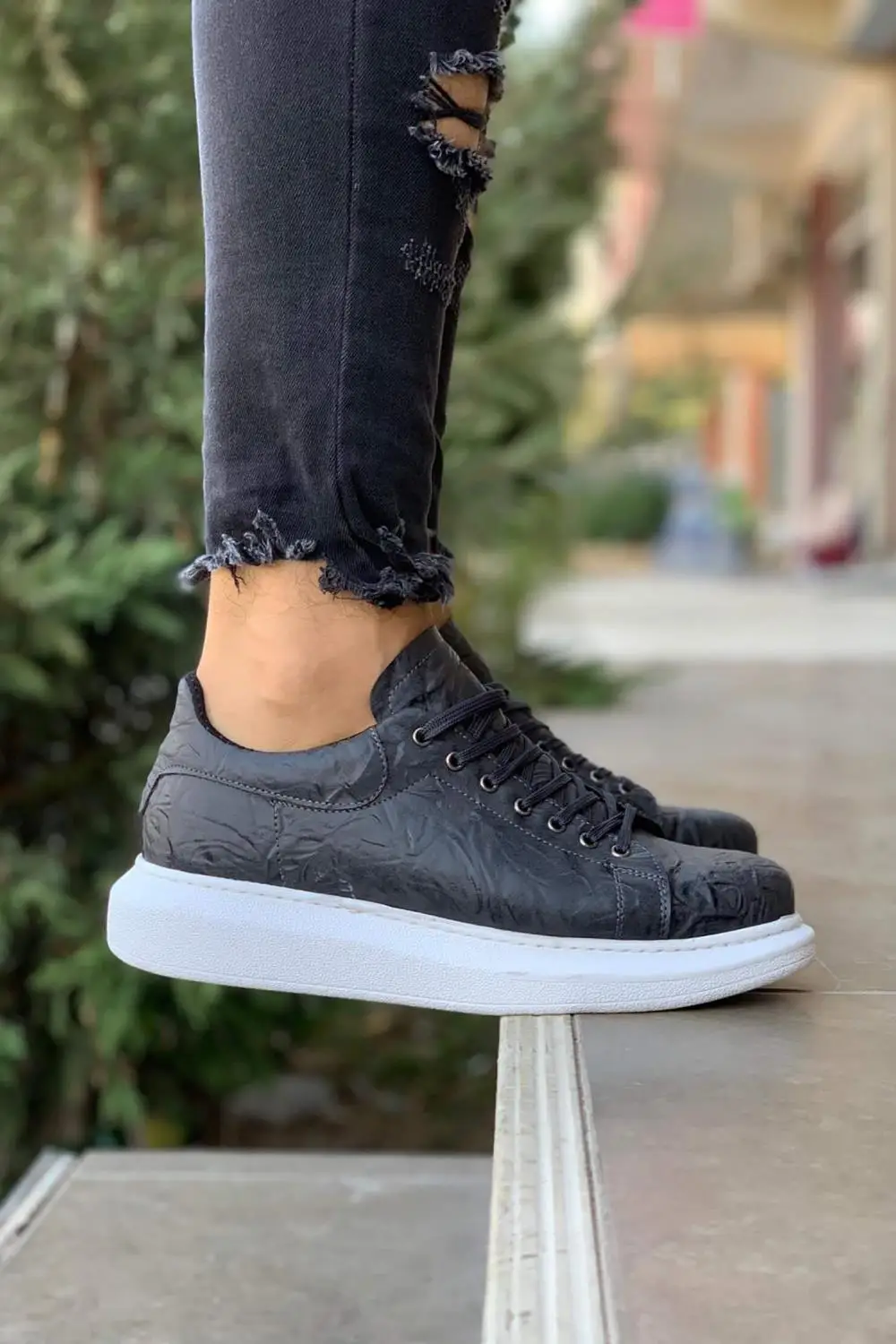 Knack High Outsole Casual Male Sports Pattern Shoes Gray Color (White Bottom) comfortable Flexible Outsole Fashion Showy Seasonal 044
Knack High Outsole Casual Male Sports Pattern Shoes Gray Color (White Bottom) comfortable Flexible Outsole Fashion Showy Seasonal 044