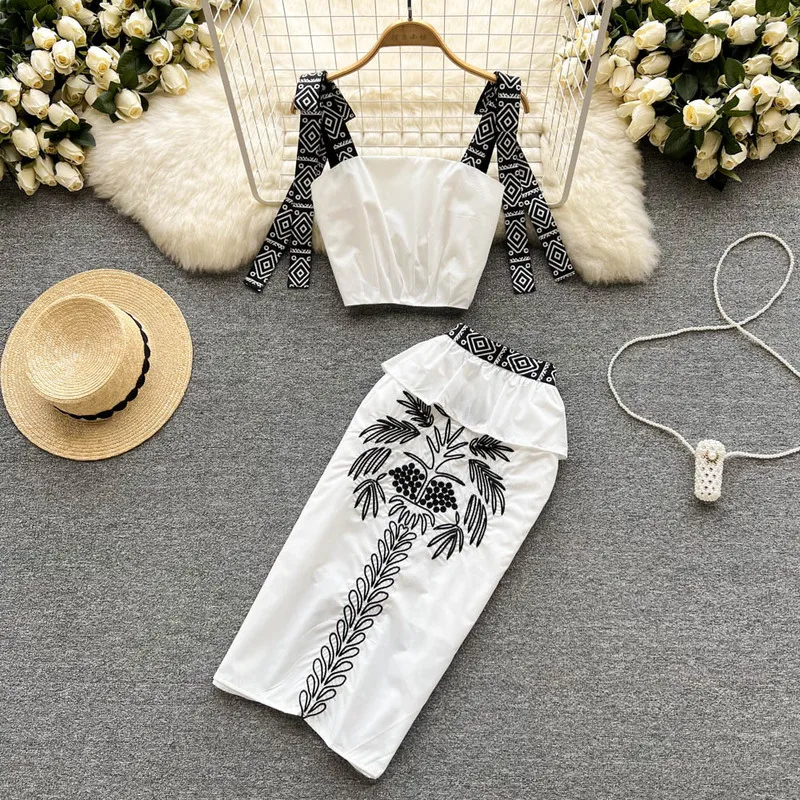 Women Long Skirt Suit 2022 Summer Korean Bow Tie Cotton Strap Crop Tops +Ruffle Straight Embroidery Skirt Two-piece Set Clothes
Women Long Skirt Suit 2022 Summer Korean Bow Tie Cotton Strap Crop Tops +Ruffle Straight Embroidery Skirt Two-piece Set Clothes