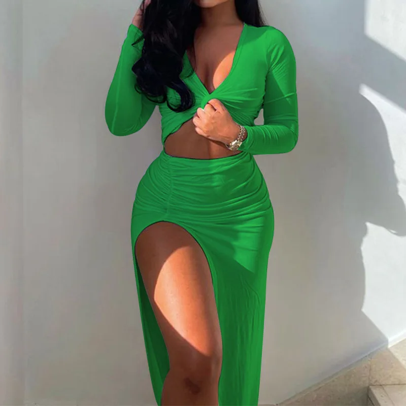 022 Autumn and Winter European Beauty Dress Solid Color Sexy Top Split Irregular Skirt Two-piece Suit
022 Autumn and Winter European Beauty Dress Solid Color Sexy Top Split Irregular Skirt Two-piece Suit
