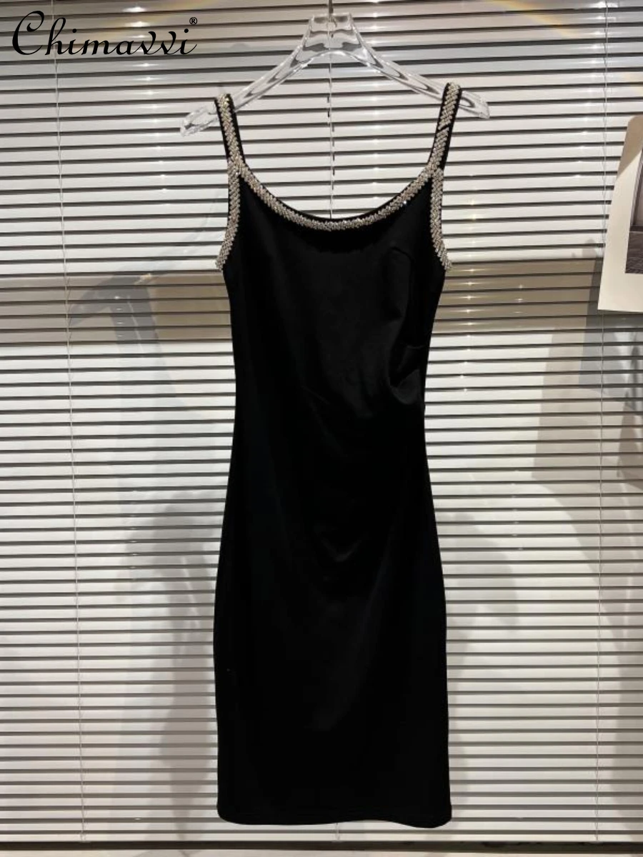 2022 Summer Dresses New Fashion Rhinestone Edge Beaded Slim Strap Dress Female Temperament Sexy Mid-Length Women's Dress 
2022 Summer Dresses New Fashion Rhinestone Edge Beaded Slim Strap Dress Female Temperament Sexy Mid-Length Women's Dress
