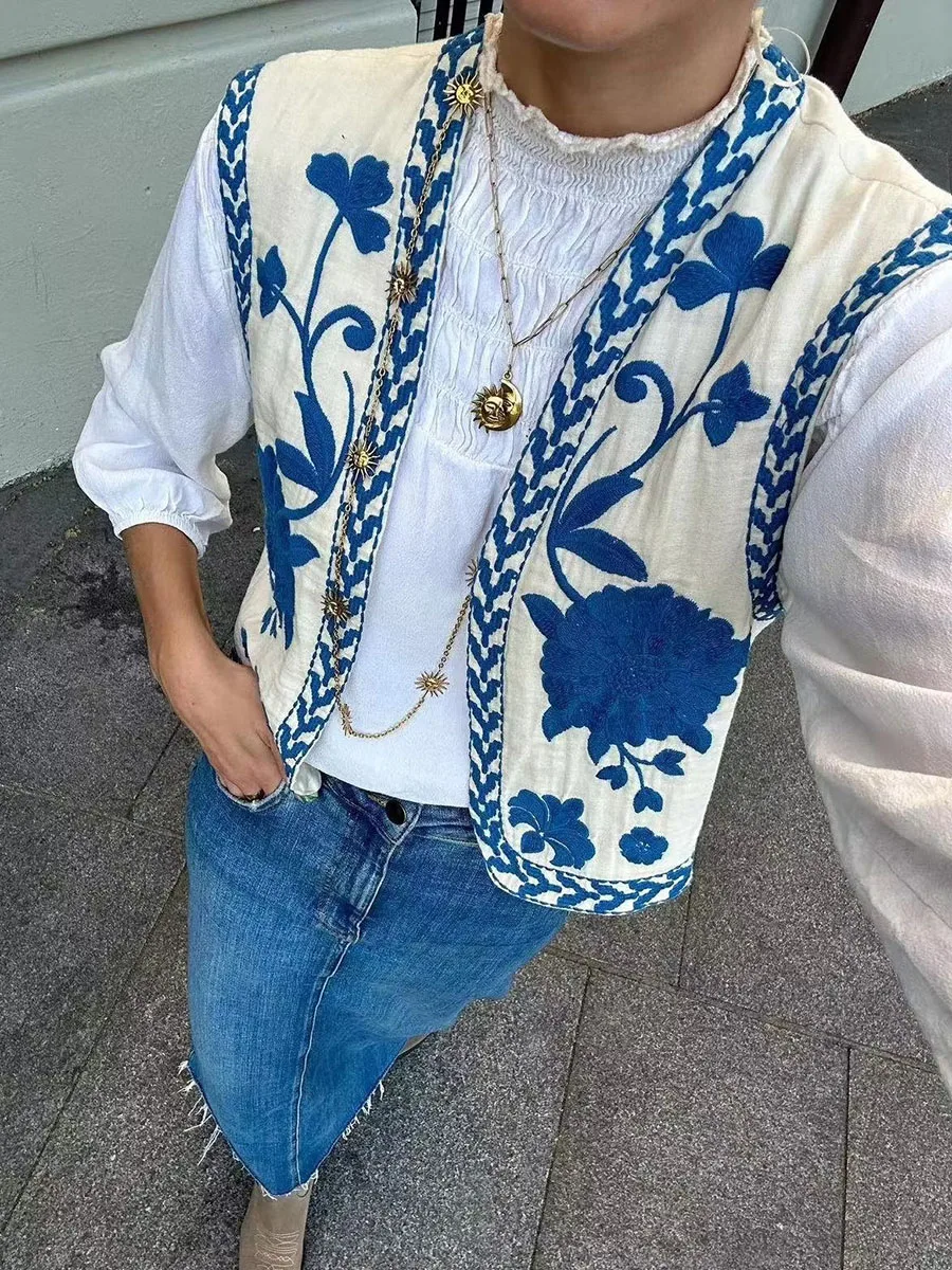 Floral Embroidered Short Vest Jacket Woman Vintage National Style Patchwork Casual Coat Tops Fashion Elegant Women's Jackets New
Floral Embroidered Short Vest Jacket Woman Vintage National Style Patchwork Casual Coat Tops Fashion Elegant Women's Jackets New