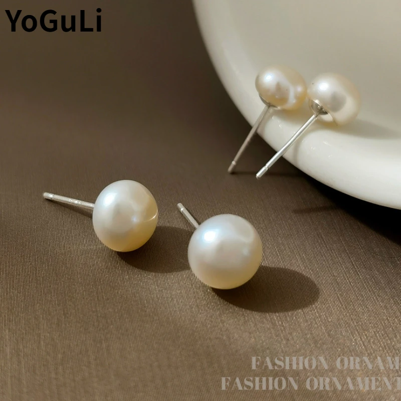 Trendy Jewerly 925 Silver Needle Natural Freshwater Pearl Earrings Hot Sale Elegant Temperament Round Stud Earrings For Women
Trendy Jewerly 925 Silver Needle Natural Freshwater Pearl Earrings Hot Sale Elegant Temperament Round Stud Earrings For Women