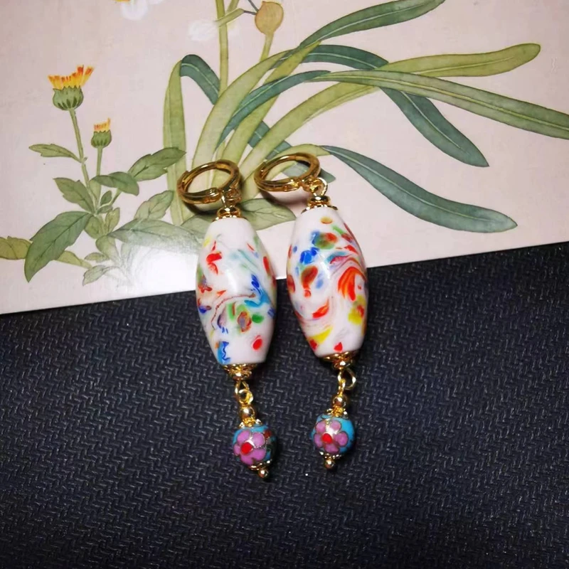 Original Hand-Made Long Vintage Cloisonne Earrings Hand-Painted Porcelain Beads Retro Niche Chinese Eardrop Women's Jewelry Gif 
Original Hand-Made Long Vintage Cloisonne Earrings Hand-Painted Porcelain Beads Retro Niche Chinese Eardrop Women's Jewelry Gif