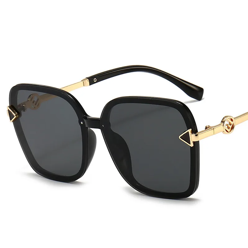 Sunglasses Women 2022 New Luxury Brand Fashion Retro Oversized Square Shade Sun Glasses For Female Transparent Mirror Eyewear
Sunglasses Women 2022 New Luxury Brand Fashion Retro Oversized Square Shade Sun Glasses For Female Transparent Mirror Eyewear
