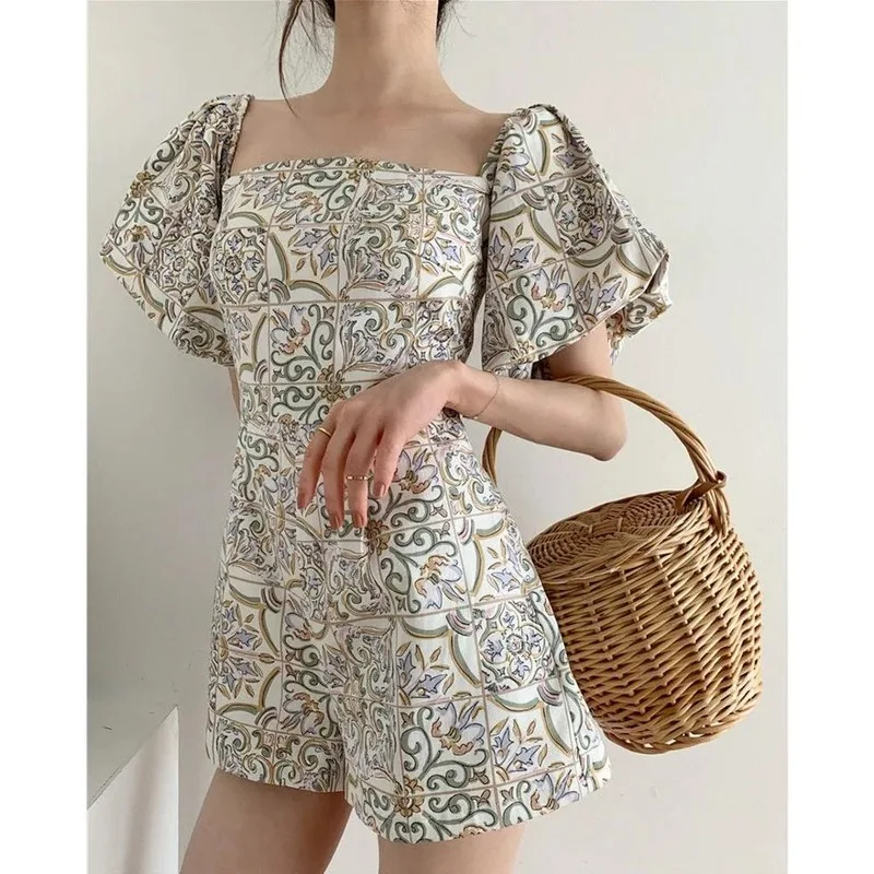 French Retro Ceramic Tile Print Dress Female Summer New Korean Version of The Waist Slimming Square Collar Spring Woman Chothing
French Retro Ceramic Tile Print Dress Female Summer New Korean Version of The Waist Slimming Square Collar Spring Woman Chothing