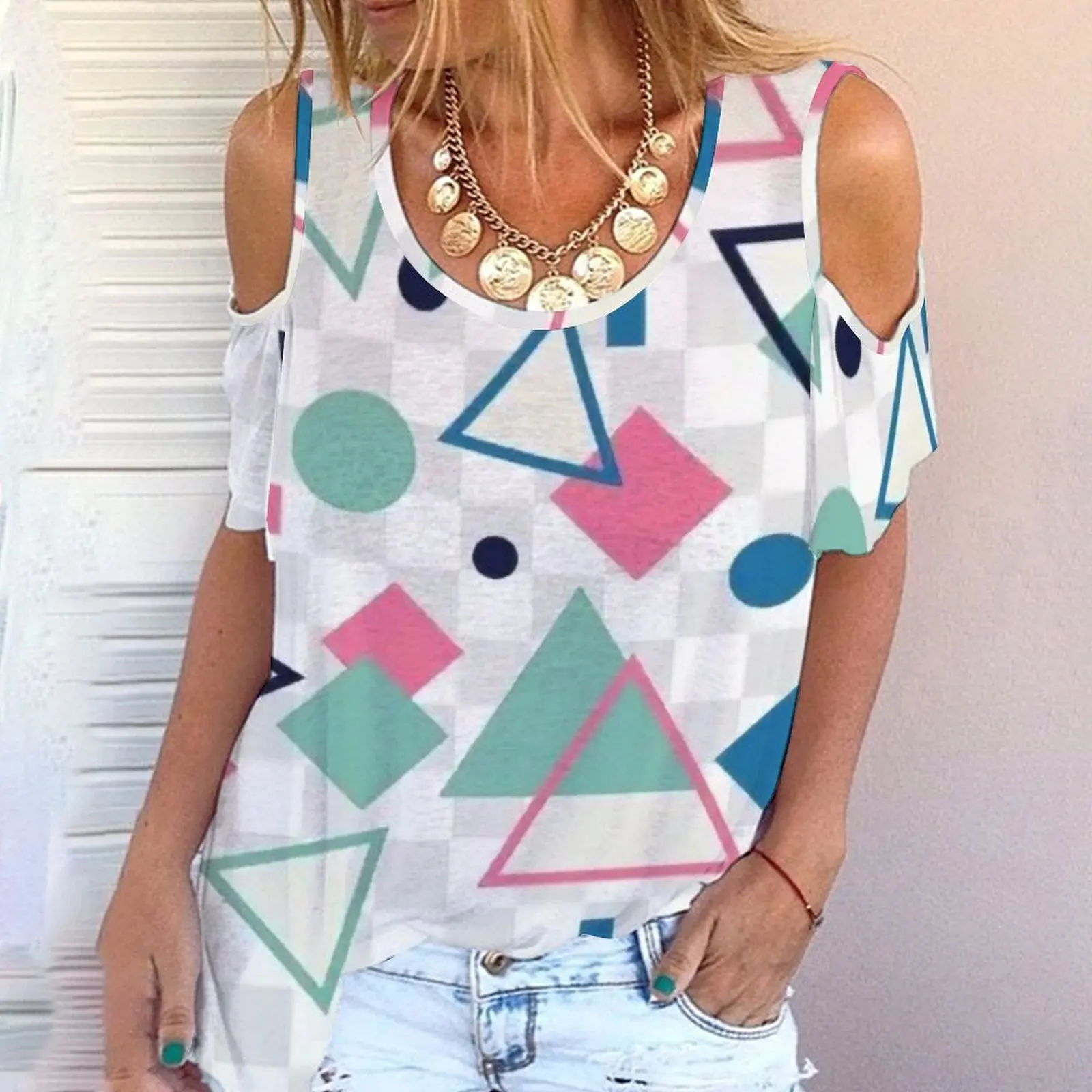 2022 new European and American T-shirt women's off shoulder printed geometric pattern off shoulder o-neck short sleeve T-shirt
2022 new European and American T-shirt women's off shoulder printed geometric pattern off shoulder o-neck short sleeve T-shirt