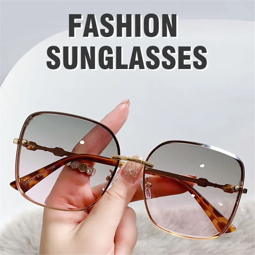 Fashion Brown Sunglasses for Women Oversized Metal Sunglasses Outdoor Square Sun Glasses Vintage Shades
Fashion Brown Sunglasses for Women Oversized Metal Sunglasses Outdoor Square Sun Glasses Vintage Shades