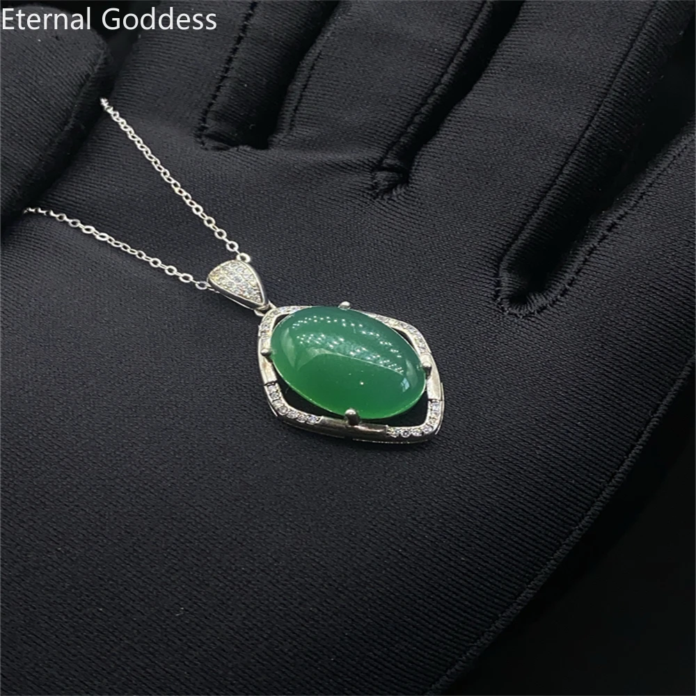 Кулон 925 пробы, серебряный, изумрудный, подарочное ожерелье 
Кулон 925 пробы, серебряный, изумрудный, подарочное ожерелье