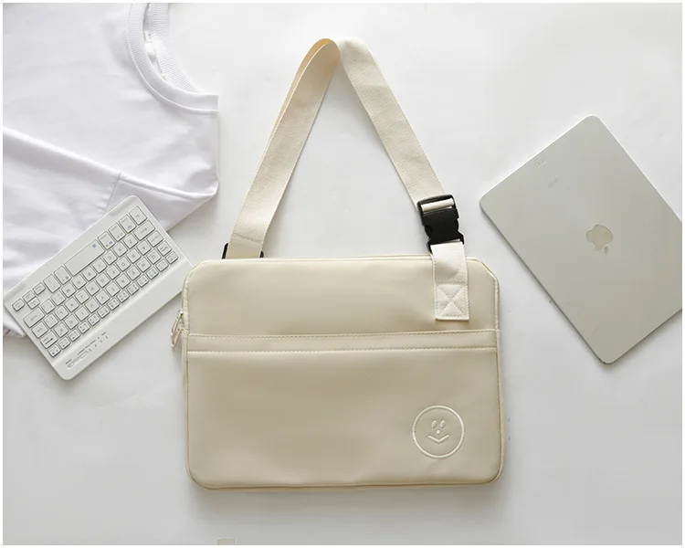 Korea 11 inch ipad inner bladder bag Apple tablet storage bag protection laptop bag 2022
Korea 11 inch ipad inner bladder bag Apple tablet storage bag protection laptop bag 2022