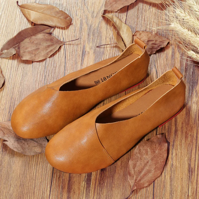 PU Leather Solid color Ladies Flat Shoes Women Ballet Flats V-neck Moccasins Loafers Shoe Woman Retro Zapatos Mujer Plus Size 43
PU Leather Solid color Ladies Flat Shoes Women Ballet Flats V-neck Moccasins Loafers Shoe Woman Retro Zapatos Mujer Plus Size 43