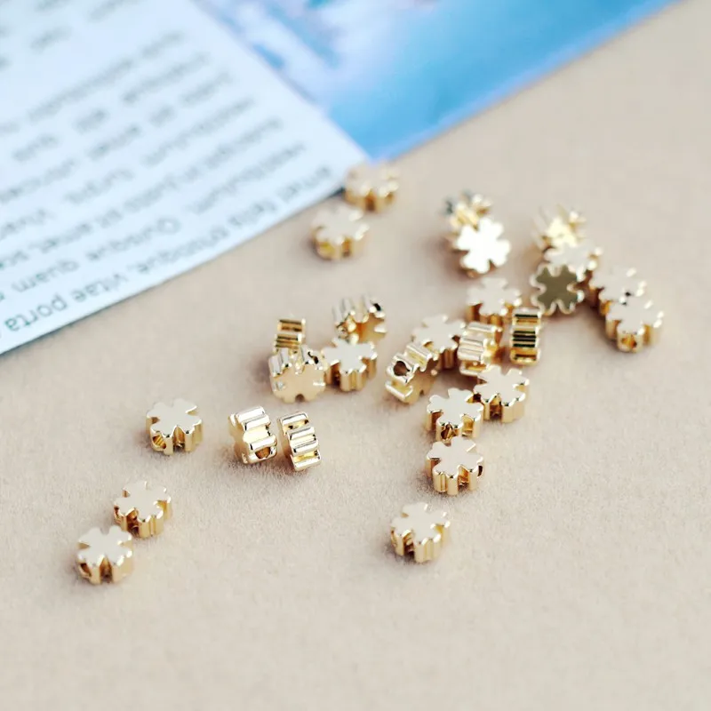 30PCS 18K Gold-Plated 5MM Four-Leaf Clover Straight Hole Jewelry Accessories For Making Jewelry Gift DIY
30PCS 18K Gold-Plated 5MM Four-Leaf Clover Straight Hole Jewelry Accessories For Making Jewelry Gift DIY