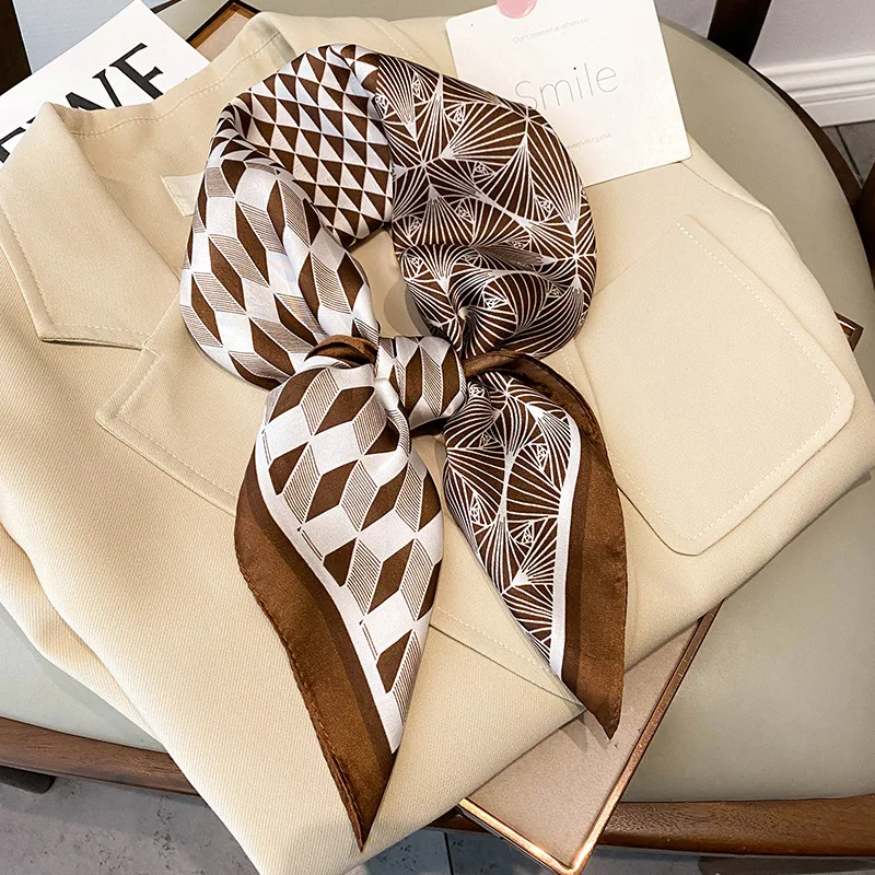 

Женский шелковый шарф с леопардовым принтом, 70x70 см
