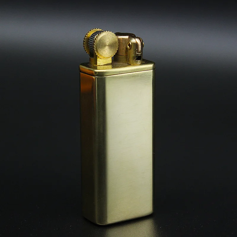 ZORRO Fire Love Original Vintage Copper Kerosene Lighter Z545 100% Copper Open Cover Oil Lighter Cigarette
ZORRO Fire Love Original Vintage Copper Kerosene Lighter Z545 100% Copper Open Cover Oil Lighter Cigarette