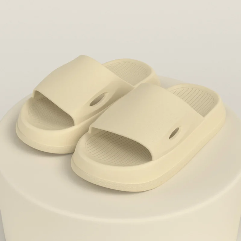 Spring and summer new products are simple and pure color, fat, glutinous bread, couple men and women home cool slippers
Spring and summer new products are simple and pure color, fat, glutinous bread, couple men and women home cool slippers