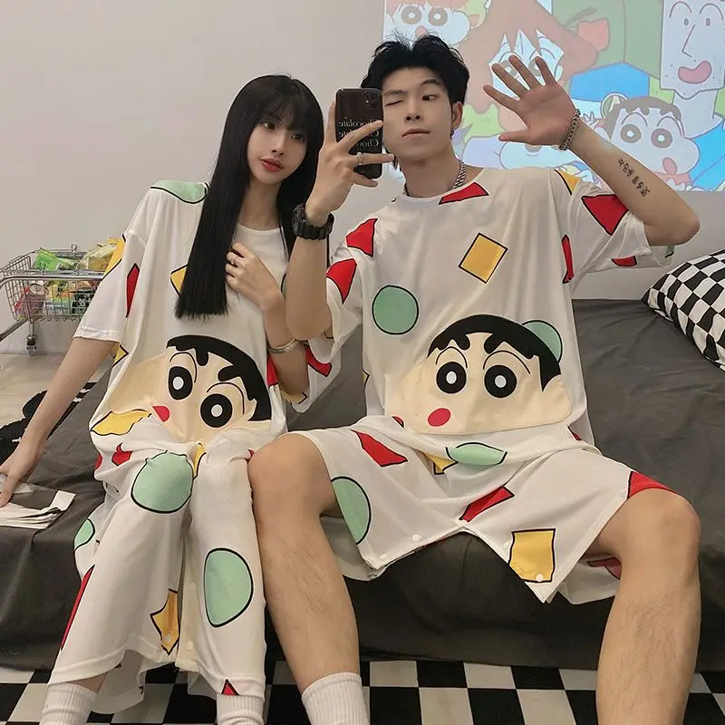 Kawaii Crayon Shin-Chan аниме хобби Слитная Пижама для мужчин и женщин Летняя парная одежда из чистого хлопка с коротким рукавом домашняя одежда
Kawaii Crayon Shin-Chan аниме хобби Слитная Пижама для мужчин и женщин Летняя парная одежда из чистого хлопка с коротким рукавом домашняя одежда
