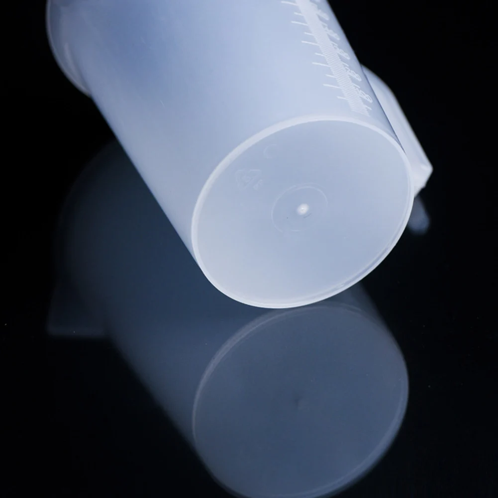 Polypropylene Clear White Measuring Cup Large-capacity Thickened PP Large-capacity Measuring Cup New Straight Handle
Polypropylene Clear White Measuring Cup Large-capacity Thickened PP Large-capacity Measuring Cup New Straight Handle