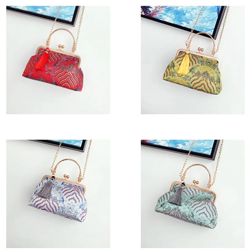 Retro Su Haiya Wind Cloth Bag Temperament Elegant Tassel Cheongsam Bag Gold Banquet Bag Portable Diagonal Package
Retro Su Haiya Wind Cloth Bag Temperament Elegant Tassel Cheongsam Bag Gold Banquet Bag Portable Diagonal Package
