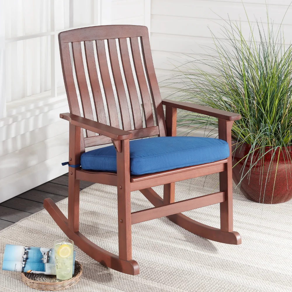 Деревянное кресло-качалка, коричневая отделка 
Деревянное кресло-качалка, коричневая отделка