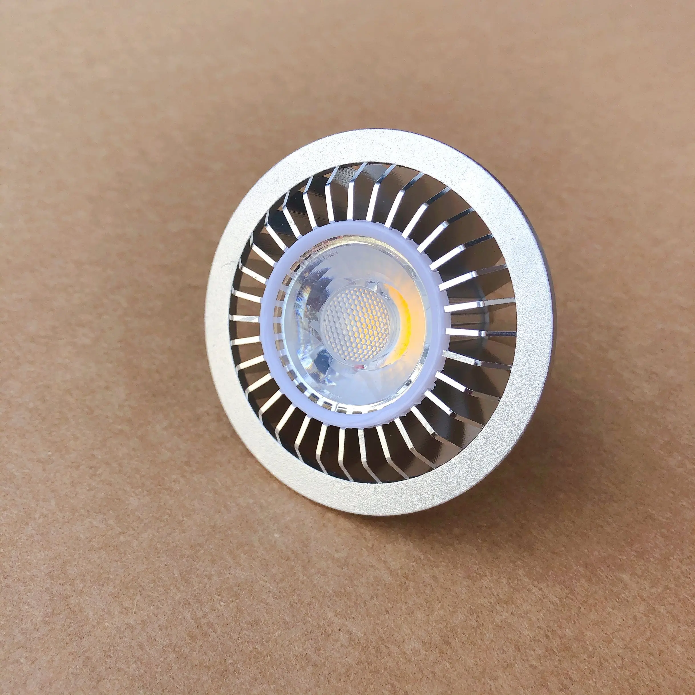 

Aluminum 7W COB LED Spotlight Dimmable AR70 BA15D LED Ceiling Lamp Bulb Light AC220V 230V 240V Home Commerical Lighting