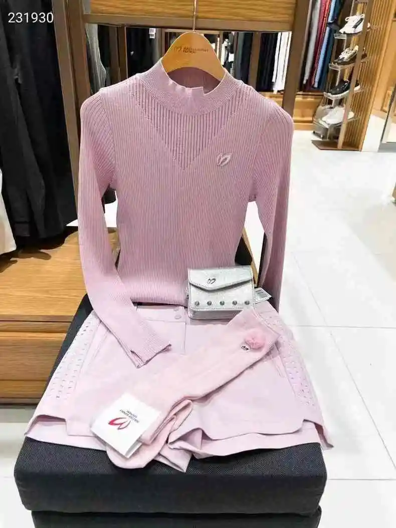 Golf Ladies Round Neck Irregular Slim Fit GOLF Golf Suit Age-Reducing Sports Long Sleeve Knit Top
Golf Ladies Round Neck Irregular Slim Fit GOLF Golf Suit Age-Reducing Sports Long Sleeve Knit Top