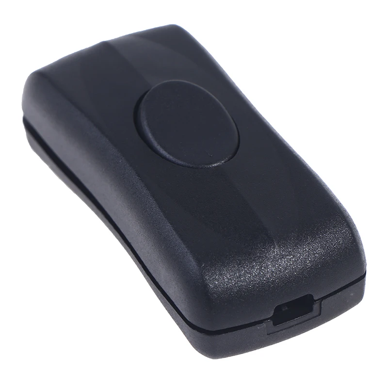 1 Pcs 303 In-line Light Switch For LED Lighting Control AC 0-250V 6A In-line On/off Table Lamp Cord Toggle Rocker Switch 
1 Pcs 303 In-line Light Switch For LED Lighting Control AC 0-250V 6A In-line On/off Table Lamp Cord Toggle Rocker Switch