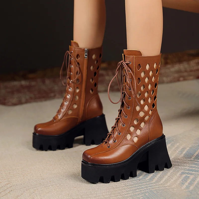 Leather Thick-heeled Martin Boots New Heightened Thick-soled Mid-tube Hollow All-match Women's Shoes Women's Boots
Leather Thick-heeled Martin Boots New Heightened Thick-soled Mid-tube Hollow All-match Women's Shoes Women's Boots