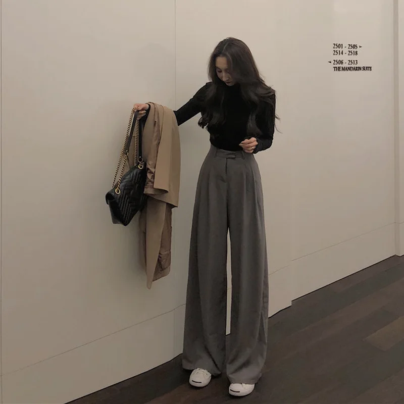 Grey suit pants women's high waist drape wide leg pants spring and autumn 2022 new straight-cut mopping casual pants trend 
Grey suit pants women's high waist drape wide leg pants spring and autumn 2022 new straight-cut mopping casual pants trend